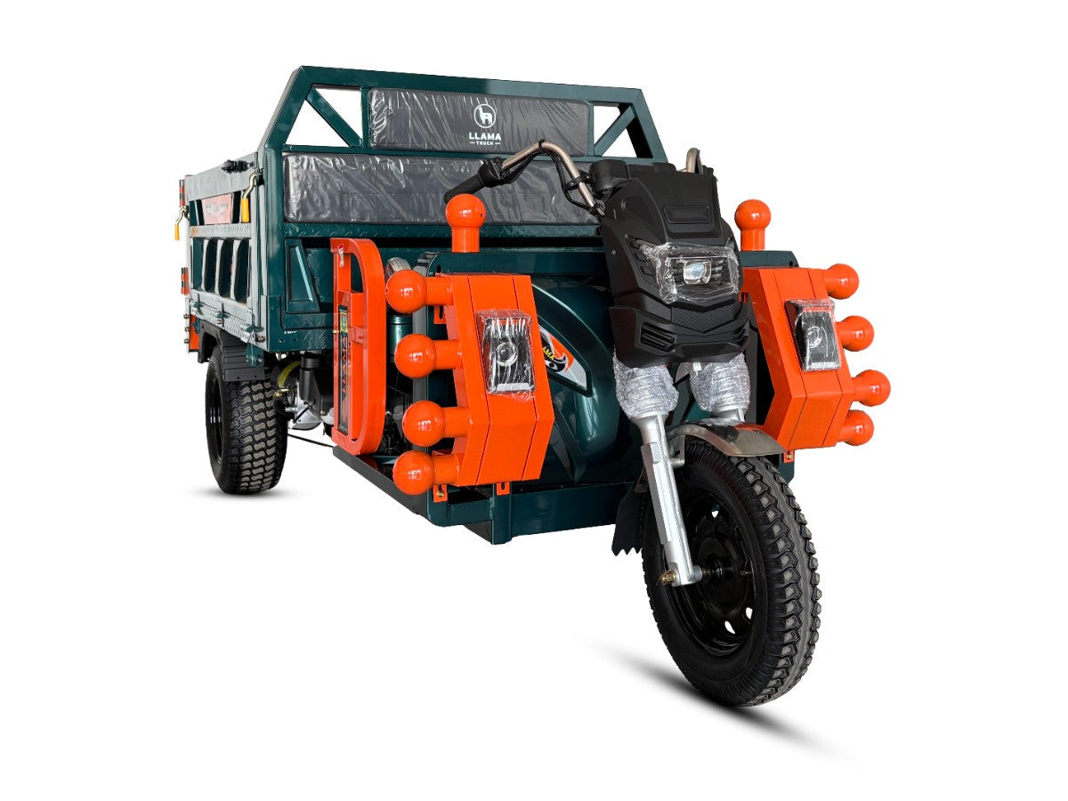LLAMA Truck Thunder (Built in USA)