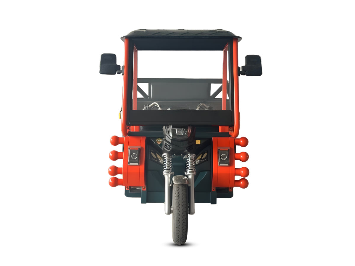 LLAMA Truck Thunder (Built in USA)