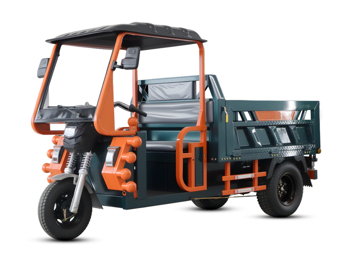 LLAMA Truck Thunder (Built in USA)