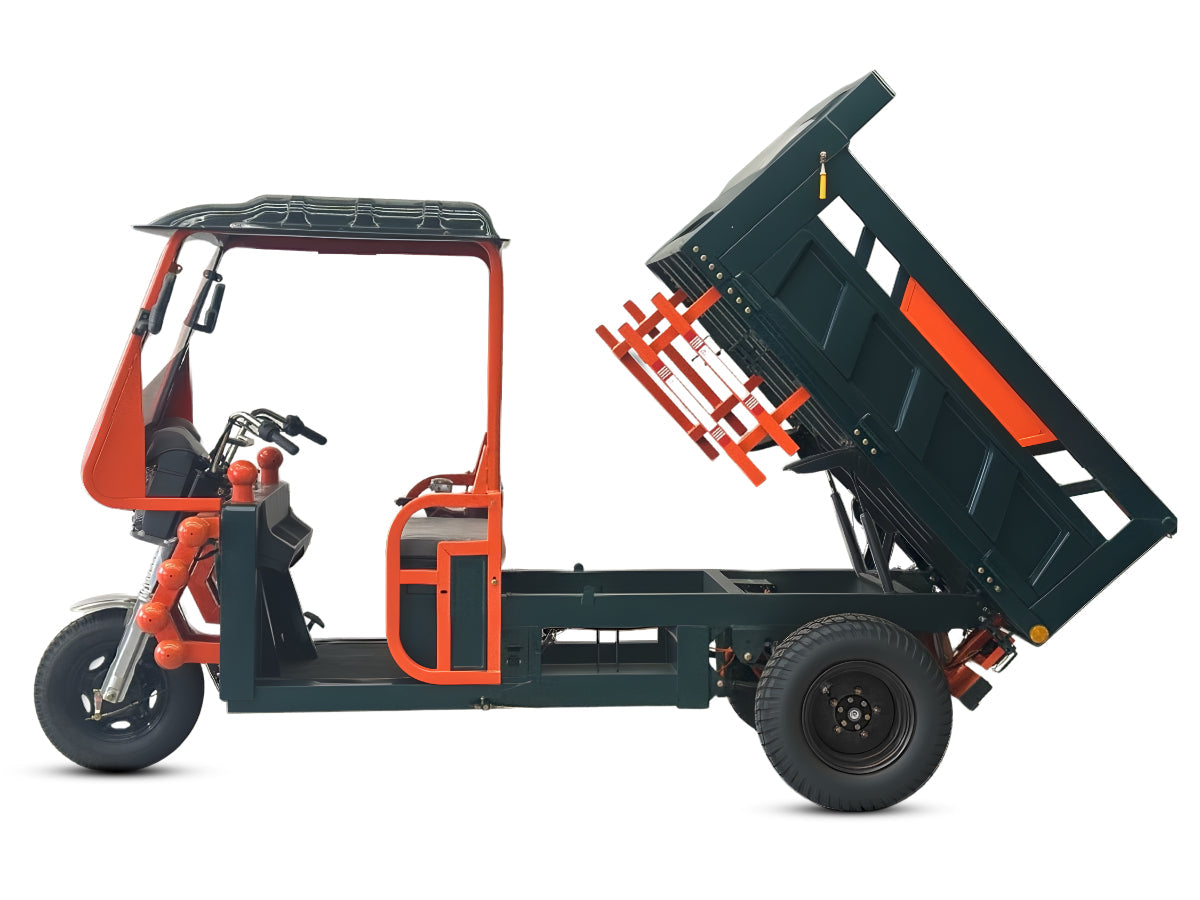 LLAMA Truck Thunder (Built in USA)