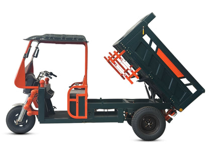 LLAMA Truck Thunder (Built in USA)