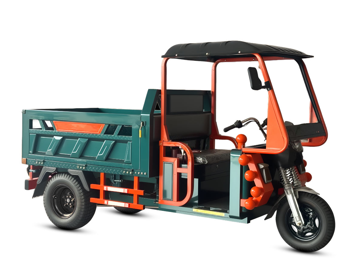 LLAMA Truck Thunder (Built in USA)