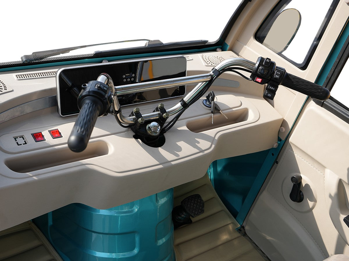 LLAMA Truck Meridian (Built in USA)
